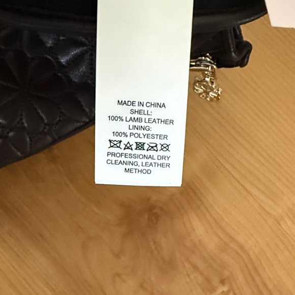 Kate Spade Floral Quilted Black Gloves-New! - Picture 8 of 8